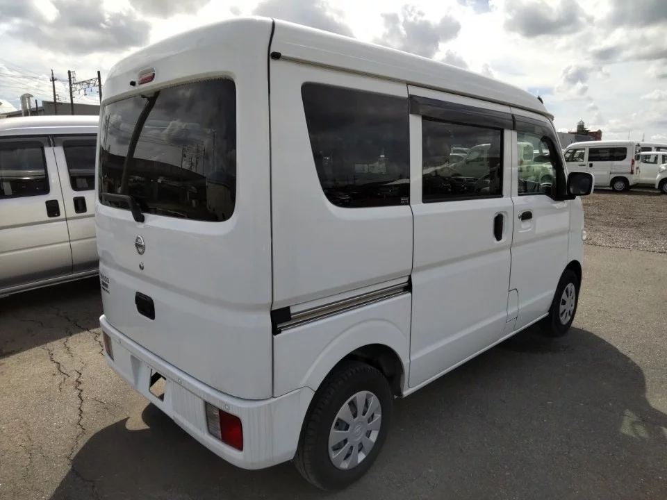 Nissan NV100 Clipper DR17V 2022